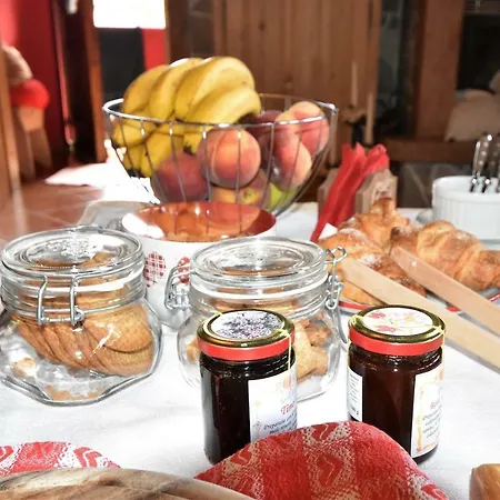 A Casa Di Ada לינה וארוחת בוקר Campolongo